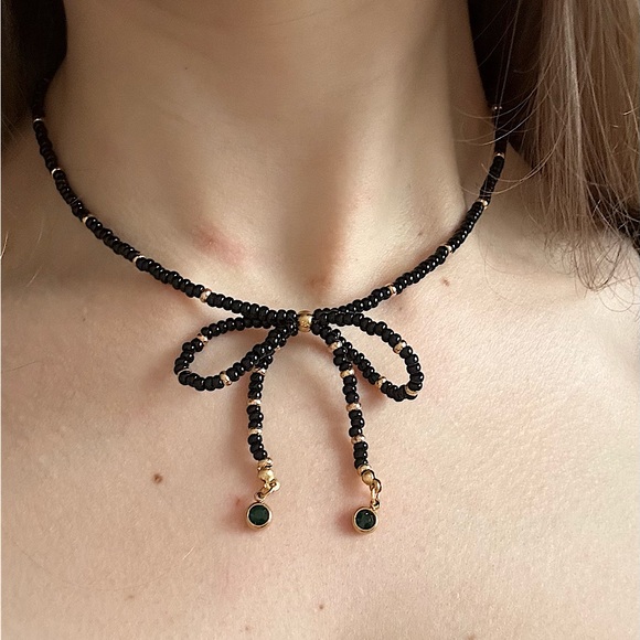 Bow bead necklace - Picture 2 of 7